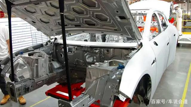 小鵬訂購1.2萬噸大型壓鑄機，技術(shù)升級能否助其超越特斯拉？